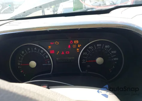 2006 Ford Explorer Xlt из США, поврежденный, VIN 1FMEU63E06UB48778